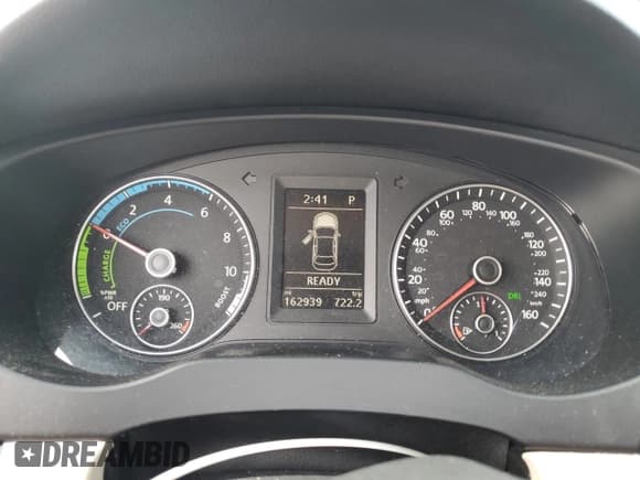 ✅ 2013 Volkswagen Jetta Hybrid • VIN: 3VW637AJ3DM284273 • Lot: 82130945. Listed on Copart with 162,939 mi. Free auction sales archive from the USA and detailed vehicle history report at DreamBid. Image 9.