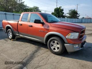 ✅ 2009 Dodge 1500 SLT • VIN: 1D3HB18T19S744894 • Lot: 64637615. Wystawiony na Copart z przebiegiem 238 112 mil. Bezpłatny archiwum sprzedaży aukcyjnych z USA i szczegółowy raport historii pojazdu na DreamBid. Zdjęcie 4.