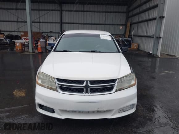 ✅ 2014 Dodge Avenger SE • VIN: 1C3CDZAB2EN215464 • Лот: 41251972. Опубликован ранее на IAAI с пробегом 136 202 миль. Бесплатный доступ к архиву аукционных продаж из США и подробный отчёт об истории автомобиля на DreamBid. Изображение 6.