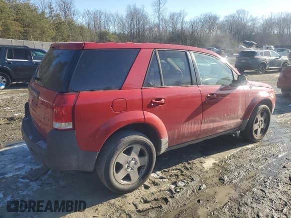 ✅ 2005 Saturn VUE • VIN: 5GZCZ63405S804667 • Lot: 88687765. Wystawiony na Copart z przebiegiem 192 838 mil. Bezpłatny archiwum sprzedaży aukcyjnych z USA i szczegółowy raport historii pojazdu na DreamBid. Zdjęcie 3.