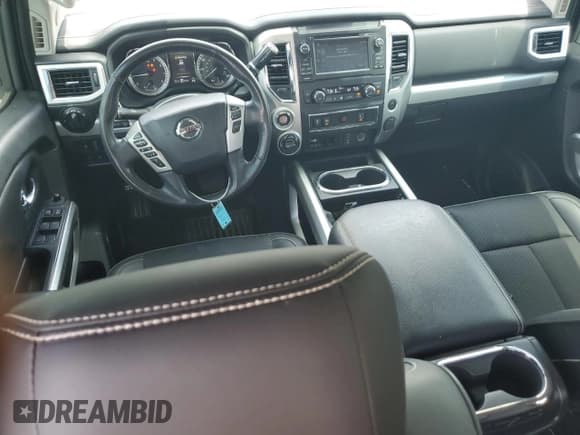 ✅ 2018 Nissan Titan SL • VIN: 1N6AA1E55JN533149 • Lot: 63965525. Wystawiony na Copart z przebiegiem 90 413 mil. Bezpłatny archiwum sprzedaży aukcyjnych z USA i szczegółowy raport historii pojazdu na DreamBid. Zdjęcie 8.