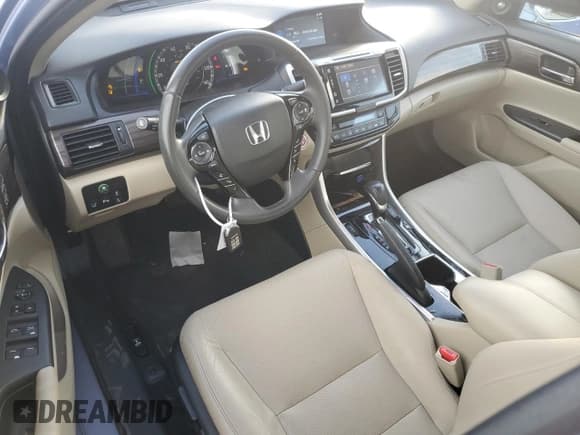 ✅ 2017 Honda Accord Touring • VIN: JHMCR6F75HC025642 • Lot: 92855425. Wystawiony na Copart z przebiegiem 89 153 mil. Bezpłatny archiwum sprzedaży aukcyjnych z USA i szczegółowy raport historii pojazdu na DreamBid. Zdjęcie 8.