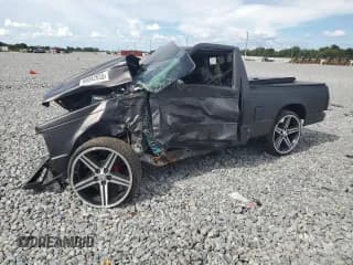 ✅ 1992 Chevrolet S-10 • VIN: 1GCCS14R0N8199677 • Lot: 68342655. Wystawiony na Copart z przebiegiem 306 250 mil. Bezpłatny archiwum sprzedaży aukcyjnych z USA i szczegółowy raport historii pojazdu na DreamBid. Zdjęcie 1.