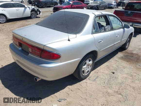 ✅ 2005 Buick Century Custom • VIN: 2G4WS52J851105092 • Лот: 43024581. Опубликован ранее на IAAI с пробегом 198 788 миль. Бесплатный доступ к архиву аукционных продаж из США и подробный отчёт об истории автомобиля на DreamBid. Изображение 4.