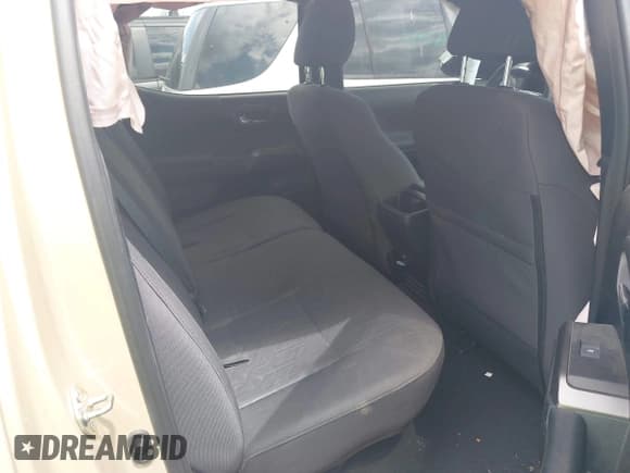 ✅ 2018 Toyota Tacoma SR5 • VIN: 3TMDZ5BN1JM046979 • Lot: 41827502. Listed on IAAI with 59,043 mi. Free auction sales archive from the USA and detailed vehicle history report at DreamBid. Image 8.