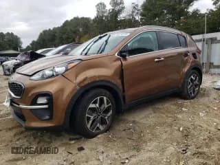✅ 2021 Kia Sportage EX • VIN: KNDPN3AC1M7877913 • Lot: 90274515. Wystawiony na Copart z przebiegiem Nie podano. Bezpłatny archiwum sprzedaży aukcyjnych z USA i szczegółowy raport historii pojazdu na DreamBid. Zdjęcie 1.