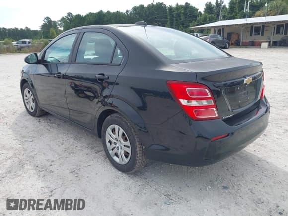 ✅ 2017 Chevrolet Sonic LS • VIN: 1G1JB5SH7H4117456 • Lot: 43177202. Listed on IAAI with 86,994 mi. Free auction sales archive from the USA and detailed vehicle history report at DreamBid. Image 3.