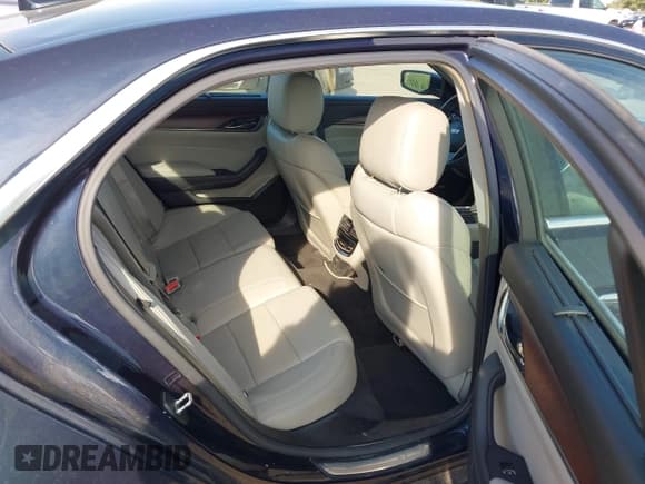 ✅ 2016 Cadillac CTS Premium Luxury AWD • VIN: 1G6AY5SS7G0116673 • Lot: 43218927. Listed on IAAI with 82,706 mi. Free auction sales archive from the USA and detailed vehicle history report at DreamBid. Image 8.