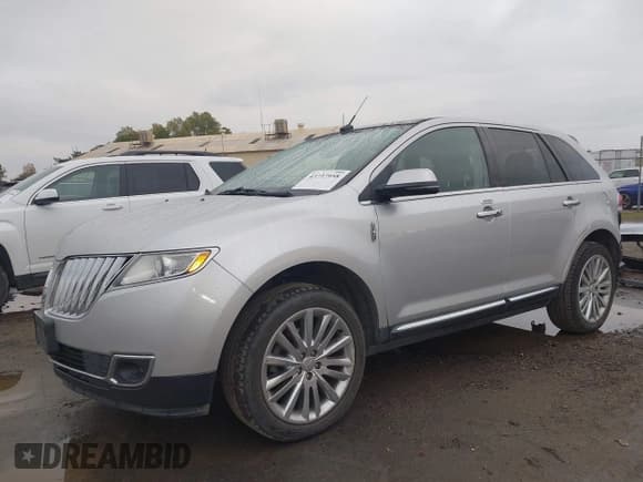 ✅ 2013 Lincoln MKX • VIN: 2LMDJ6JK4DBL05846 • Lot: 43737958. Wystawiony na IAAI z przebiegiem 179 466 mil. Bezpłatny archiwum sprzedaży aukcyjnych z USA i szczegółowy raport historii pojazdu na DreamBid. Zdjęcie 2.