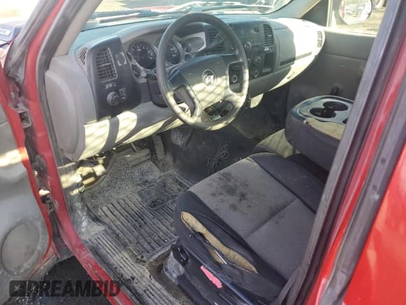 ✅ 2007 Chevrolet Silverado 2500HD Work Truck • VIN: 1GCHC24KX7E540924 • Lot: 47763785. Listed on Copart with 287,775 mi. Free auction sales archive from the USA and detailed vehicle history report at DreamBid. Image 8.