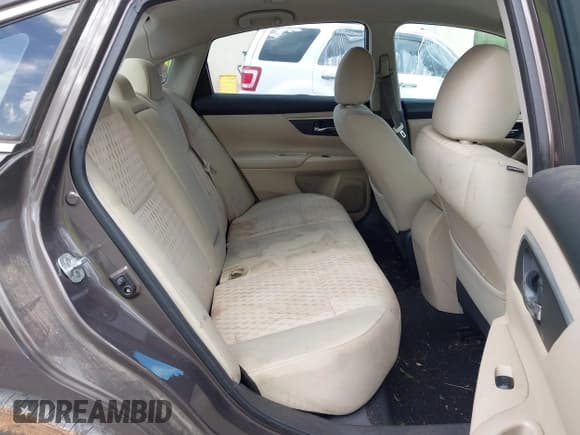 ✅ 2016 Nissan Altima SL • VIN: 1N4AL3AP8GC237522 • Lot: 42463801. Listed on IAAI with 185,708 mi. Free auction sales archive from the USA and detailed vehicle history report at DreamBid. Image 8.