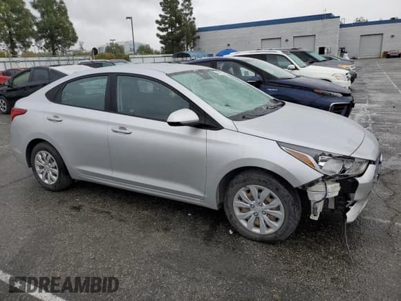 ✅ 2020 Hyundai Accent SE • VIN: 3KPC24A66LE098576 • Лот: 44749525. Опубликован ранее на Copart с пробегом 83 089 миль. Бесплатный доступ к архиву аукционных продаж из США и подробный отчёт об истории автомобиля на DreamBid. Изображение 4.