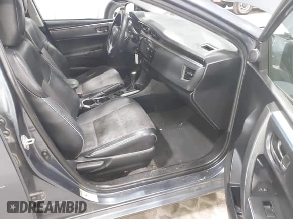 ✅ 2016 Toyota Corolla L • VIN: 2T1BURHE8GC504085 • Lot: 43722612. Listed on IAAI with 136,975 mi. Free auction sales archive from the USA and detailed vehicle history report at DreamBid. Image 5.