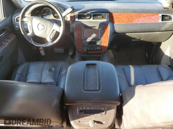 2013 Chevrolet Suburban LT с VIN 1GNSKJE71DR198109, выставлен на аукционе Copart как лот 91373315 с пробегом 211 243 миль миль и Чистый • Clean title. История ставок и продаж доступна на DreamBid. Изображение 8.