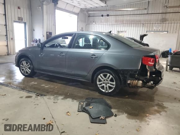 ✅ 2015 Volkswagen Jetta S • VIN: 3VW1K7AJ0FM245057 • Лот: 91980245. Опубликован ранее на Copart с пробегом 130 346 миль. Бесплатный доступ к архиву аукционных продаж из США и подробный отчёт об истории автомобиля на DreamBid. Изображение 2.