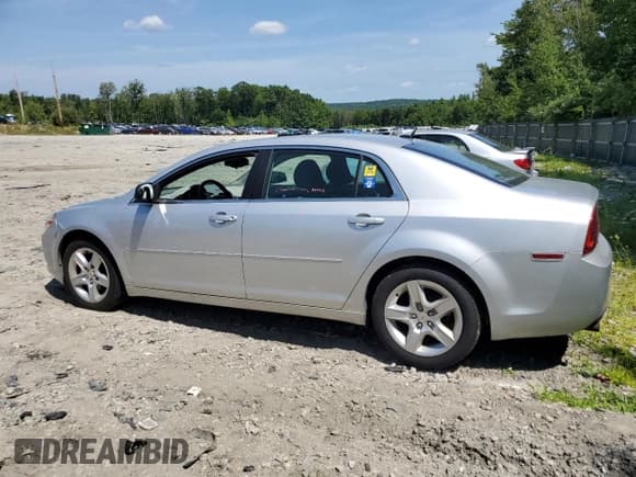 ✅ 2010 Chevrolet Malibu 1LS • VIN: 1G1ZB5EB6AF218704 • Lot: 63960154. Listed on Copart with 79,798 mi. Free auction sales archive from the USA and detailed vehicle history report at DreamBid. Image 2.
