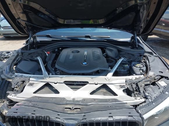 ✅ 2019 BMW 7 Series 740i • VIN: WBA7E2C5XKB217756 • Lot: 42509802. Listed on IAAI with 75,667 mi. Free auction sales archive from the USA and detailed vehicle history report at DreamBid. Image 10.