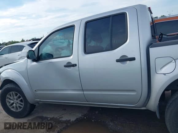 ✅ 2019 Nissan Frontier SL • VIN: 1N6AD0ER9KN733568 • Lot: 43041436. Listed on IAAI with Not provided. Free auction sales archive from the USA and detailed vehicle history report at DreamBid. Image 14.