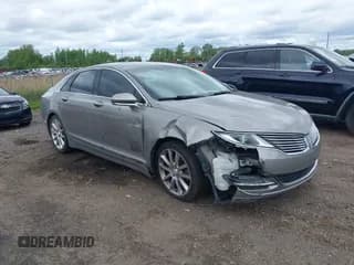✅ 2015 Lincoln MKZ • VIN: 3LN6L2J99FR604385 • Lot: 42332078. Wystawiony na IAAI z przebiegiem 116 862 mil. Bezpłatny archiwum sprzedaży aukcyjnych z USA i szczegółowy raport historii pojazdu na DreamBid. Zdjęcie 1.