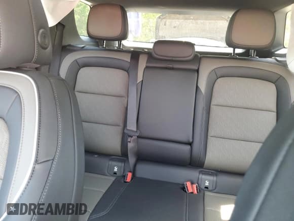 ✅ 2025 Chevrolet Equinox FWD LT • VIN: 3GNAXHEG2SL316419 • Lot: 70832735. Wystawiony na Copart z przebiegiem 4 973 mil. Bezpłatny archiwum sprzedaży aukcyjnych z USA i szczegółowy raport historii pojazdu na DreamBid. Zdjęcie 10.