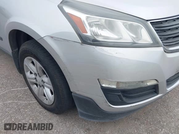 ✅ 2015 Chevrolet Traverse LS • VIN: 1GNKRFKD8FJ314894 • Lot: 42832707. Wystawiony na IAAI z przebiegiem 147 106 mil. Bezpłatny archiwum sprzedaży aukcyjnych z USA i szczegółowy raport historii pojazdu na DreamBid. Zdjęcie 14.