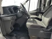 ✅ 2024 Ford Transit Passenger XL • VIN: 1FBAX2C85RKA36446 • Lot: 60238785. Wystawiony na Copart z przebiegiem 325 mil. Bezpłatny archiwum sprzedaży aukcyjnych z USA i szczegółowy raport historii pojazdu na DreamBid. Zdjęcie 7.