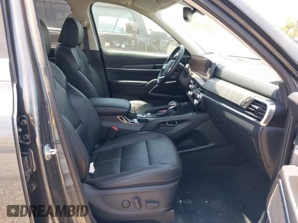 ✅ 2024 Kia Telluride SX • VIN: 5XYP54GC8RG441888 • Lot: 42046489. Listed on IAAI with Not provided. Free auction sales archive from the USA and detailed vehicle history report at DreamBid. Image 5.