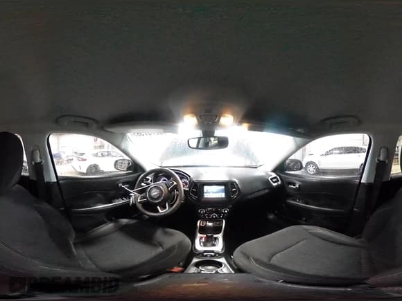 ✅ 2020 Jeep Compass Sport • VIN: 3C4NJCAB5LT144316 • Лот: 89737585. Опубликован ранее на Copart с пробегом 83 820 миль. Бесплатный доступ к архиву аукционных продаж из США и подробный отчёт об истории автомобиля на DreamBid. Изображение 15.