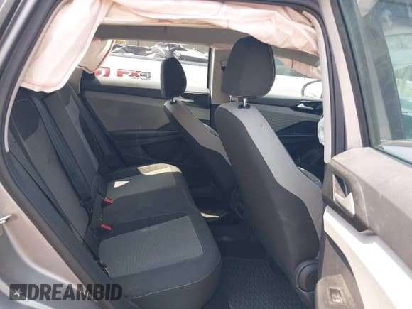 ✅ 2023 Volkswagen Taos S • VIN: 3VVCX7B28PM367186 • Лот: 43225250. Опубликован ранее на IAAI с пробегом 27 945 миль. Бесплатный доступ к архиву аукционных продаж из США и подробный отчёт об истории автомобиля на DreamBid. Изображение 8.