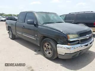 2003 Chevrolet Silverado 1500 LS with VIN 2GCEC19V531341808, listed as a IAAI auction lot 42505734 with 250,332 mi miles and . Bid and sale history available at DreamBid. Image 1.