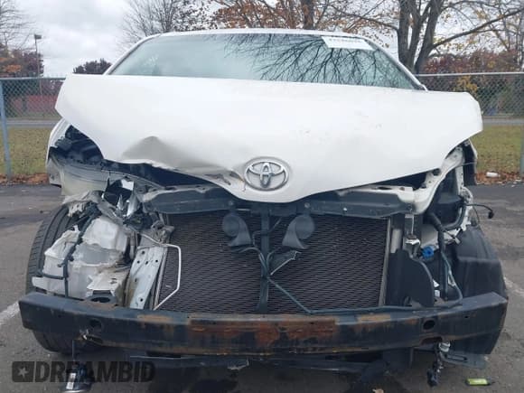 ✅ 2014 Toyota Sienna Limited • VIN: 5TDDK3DC4ES075659 • Лот: 43546045. Опубликован ранее на IAAI с пробегом 114 409 миль. Бесплатный доступ к архиву аукционных продаж из США и подробный отчёт об истории автомобиля на DreamBid. Изображение 12.