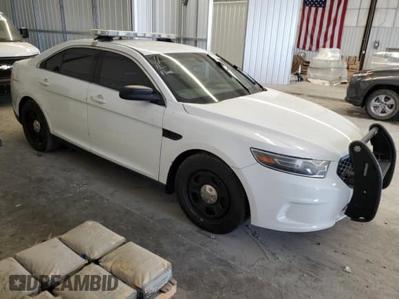 ✅ 2013 Ford Police Interceptor • VIN: 1FAHP2MT3DG196579 • Лот: 84094414. Опубликован ранее на Copart с пробегом Не указан. Бесплатный доступ к архиву аукционных продаж из США и подробный отчёт об истории автомобиля на DreamBid. Изображение 4.