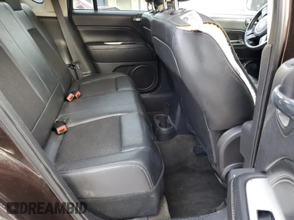 ✅ 2014 Jeep Compass Latitude • VIN: 1C4NJDEB6ED735120 • Lot: 89876965. Listed on Copart with 144,812 mi. Free auction sales archive from the USA and detailed vehicle history report at DreamBid. Image 11.