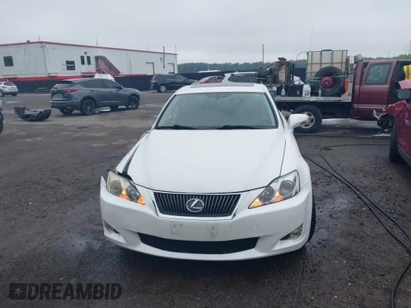 ✅ 2010 Lexus IS 250 • VIN: JTHCF5C22A5039505 • Lot: 42617335. Wystawiony na IAAI z przebiegiem 169 718 mil. Bezpłatny archiwum sprzedaży aukcyjnych z USA i szczegółowy raport historii pojazdu na DreamBid. Zdjęcie 12.