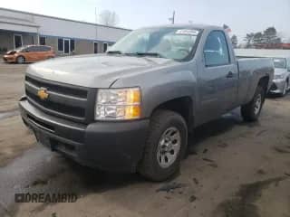 2013 Chevrolet Silverado 1500 Work Truck с VIN 1GCNKPE0XDZ170305, выставлен на аукционе Copart как лот 51054995 с пробегом 133 471 миль миль и Списание • Salvage title. История ставок и продаж доступна на DreamBid. Изображение 1.