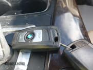 ✅ 2015 BMW 3 Series 328i xDrive • VIN: WBA3B5G56FNS14036 • Lot: 43923064. Wystawiony na IAAI z przebiegiem 153 059 mil. Bezpłatny archiwum sprzedaży aukcyjnych z USA i szczegółowy raport historii pojazdu na DreamBid. Zdjęcie 11.