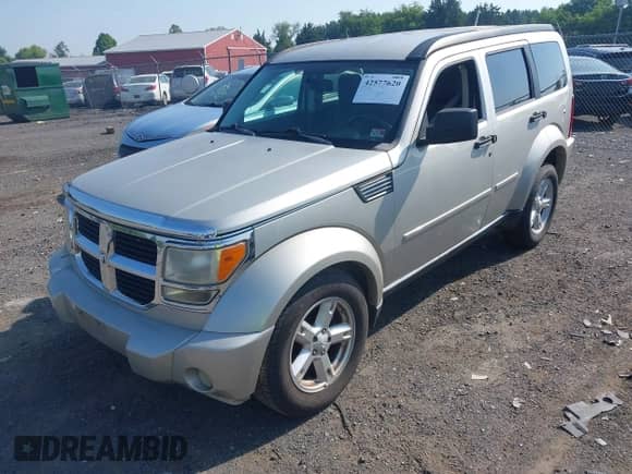 2008 Dodge Nitro SLT с VIN 1D8GU58K58W267392, выставлен на аукционе IAAI как лот 42577620 с пробегом 139 130 миль миль и . История ставок и продаж доступна на DreamBid. Изображение 2.
