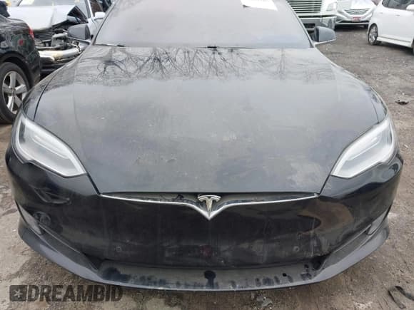 ✅ 2017 Tesla Model S 60 • VIN: 5YJSA1E1XHF205254 • Lot: 41619765. Listed on IAAI with 116,389 mi. Free auction sales archive from the USA and detailed vehicle history report at DreamBid. Image 6.
