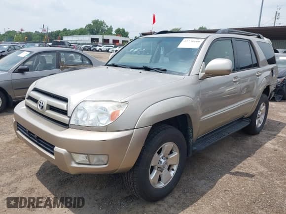✅ 2005 Toyota 4Runner Limited • VIN: JTEZU17R150053086 • Lot: 42738160. Listed on IAAI with 246,089 mi. Free auction sales archive from the USA and detailed vehicle history report at DreamBid. Image 2.