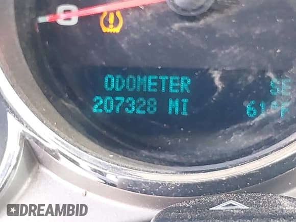 ✅ 2011 Chevrolet Silverado 1500 LT • VIN: 3GCPKSE39BG352144 • Lot: 43595693. Listed on IAAI with 207,328 mi. Free auction sales archive from the USA and detailed vehicle history report at DreamBid. Image 15.