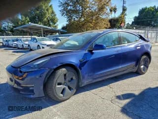 ✅ 2021 Tesla Model 3 Standard Range Plus • VIN: 5YJ3E1EA4MF100762 • Лот: 91516255. Опубликован ранее на Copart с пробегом Не указан. Бесплатный доступ к архиву аукционных продаж из США и подробный отчёт об истории автомобиля на DreamBid. Изображение 1.