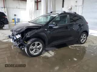 2022 Hyundai Kona SEL с VIN KM8K6CAB4NU831053, выставлен на аукционе Copart как лот 82601815 с пробегом 24 612 миль миль и Чистый • Clean title. История ставок и продаж доступна на DreamBid. Изображение 1.