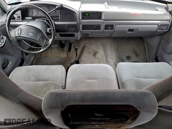 ✅ 1994 Ford F-250 • VIN: 1FTHX26G6RKB59685 • Лот: 93968845. Опубликован ранее на Copart с пробегом 211 744 миль. Бесплатный доступ к архиву аукционных продаж из США и подробный отчёт об истории автомобиля на DreamBid. Изображение 8.