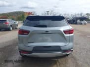 ✅ 2023 Chevrolet Blazer LT • VIN: 3GNKBCR41PS235530 • Lot: 43537754. Wystawiony na IAAI z przebiegiem 11 712 mil. Bezpłatny archiwum sprzedaży aukcyjnych z USA i szczegółowy raport historii pojazdu na DreamBid. Zdjęcie 16.