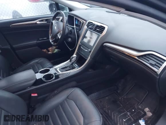 ✅ 2013 Ford Fusion SE Hybrid • VIN: 3FA6P0LU3DR167131 • Lot: 43793954. Listed on IAAI with 168,201 mi. Free auction sales archive from the USA and detailed vehicle history report at DreamBid. Image 5.