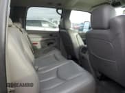 ✅ 2005 Chevrolet Suburban Z71 • VIN: 3GNFK16ZX5G275563 • Лот: 85082084. Опубликован ранее на Copart с пробегом 217 164 миль. Бесплатный доступ к архиву аукционных продаж из США и подробный отчёт об истории автомобиля на DreamBid. Изображение 11.