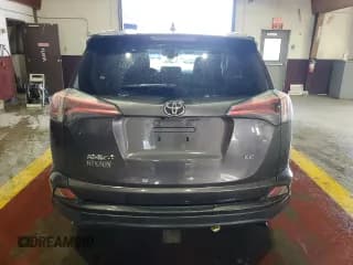 ✅ 2017 Toyota RAV4 LE • VIN: JTMZFREV7HJ718973 • Лот: 81512475. Опубликован ранее на Copart с пробегом 144 573 миль. Бесплатный доступ к архиву аукционных продаж из США и подробный отчёт об истории автомобиля на DreamBid. Изображение 6.