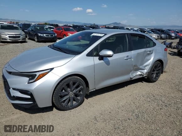 ✅ 2024 Toyota Corolla Hybrid LE • VIN: JTDBDMHE8RJ005328 • Lot: 61131715. Listed on Copart with 31,177 mi. Free auction sales archive from the USA and detailed vehicle history report at DreamBid. Image 1.