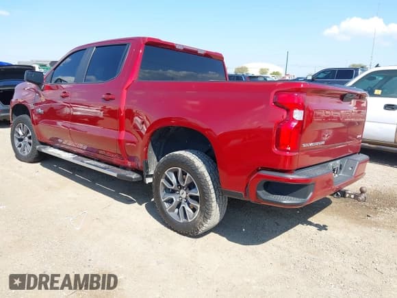 ✅ 2021 Chevrolet Silverado 1500 RST • VIN: 3GCPWDED8MG285709 • Lot: 43180967. Wystawiony na IAAI z przebiegiem 29 064 mil. Bezpłatny archiwum sprzedaży aukcyjnych z USA i szczegółowy raport historii pojazdu na DreamBid. Zdjęcie 3.