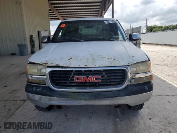 ✅ 2000 GMC Sierra 2500 SLE • VIN: 1GTGC29U6YE195804 • Lot: 90615505. Wystawiony na Copart z przebiegiem 252 178 mil. Bezpłatny archiwum sprzedaży aukcyjnych z USA i szczegółowy raport historii pojazdu na DreamBid. Zdjęcie 5.